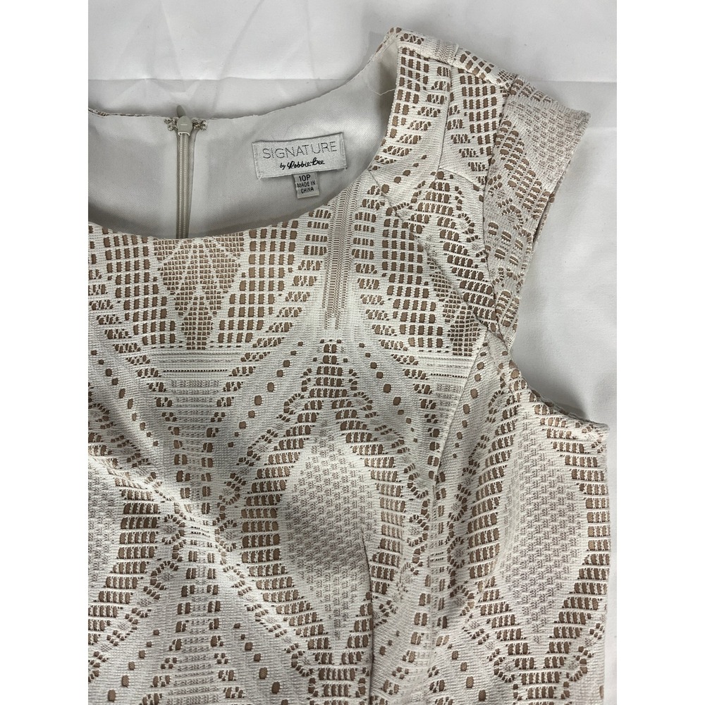 Signature by Robbie Bee Dress Women's 10P‎ Petite Sleeveless Ivory Lace